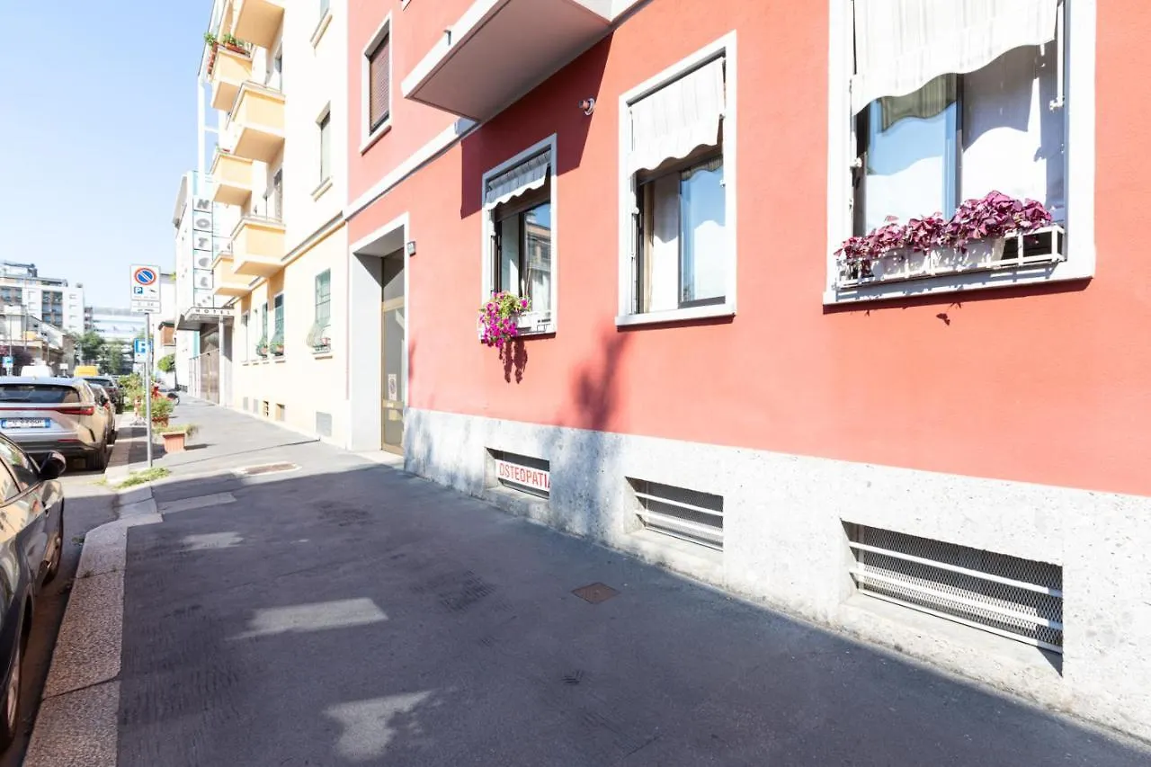 Citta Studi Terrace Suite With Jacuzzi - Top Collection Milan Italy