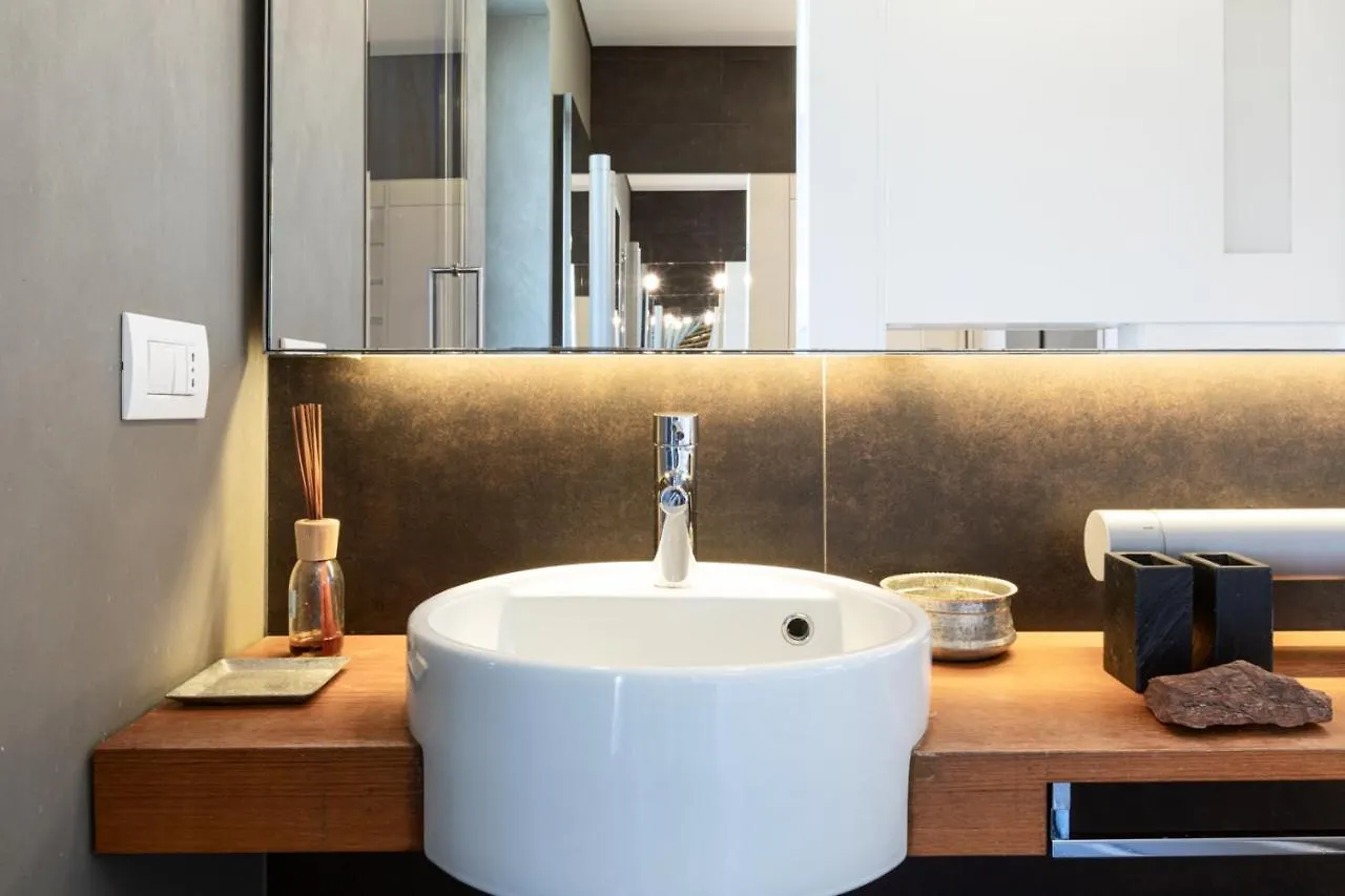 Apartment Citta Studi Terrace Suite With Jacuzzi - Top Collection Milan Italy